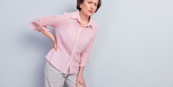 Osteoporosi: cause, sintomi e cura