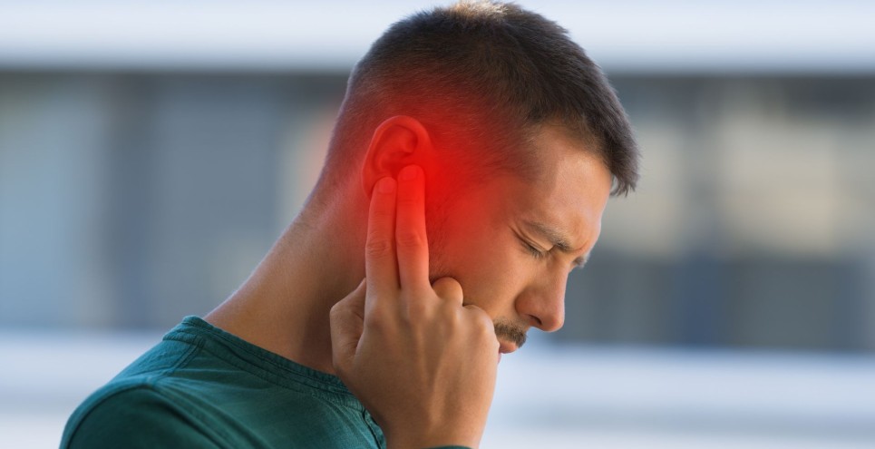 Acufene e ronzii costanti: perché succedono e come ritrovare il silenzio